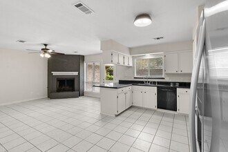 10126 Metronome Dr in Houston, TX - Building Photo - Building Photo