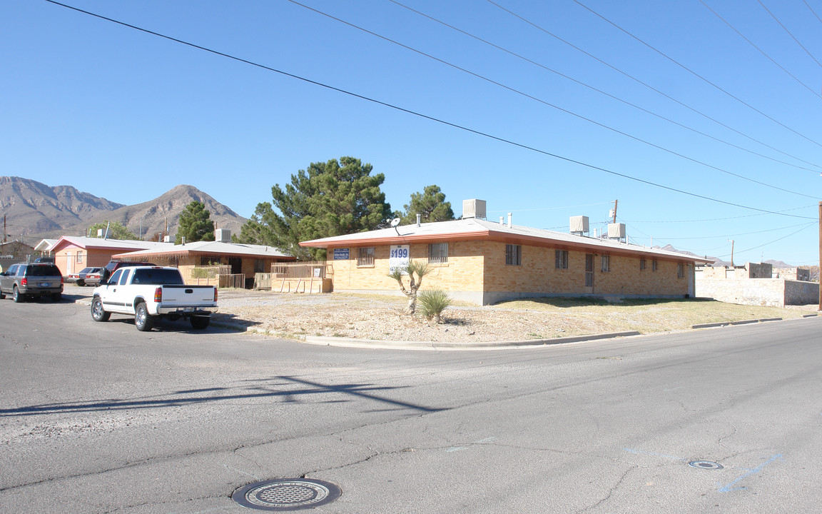 4025 Pierce Ave in El Paso, TX - Building Photo