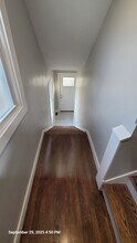 712 Grant Ave, Unit 2 in Charleston, IL - Building Photo - Building Photo