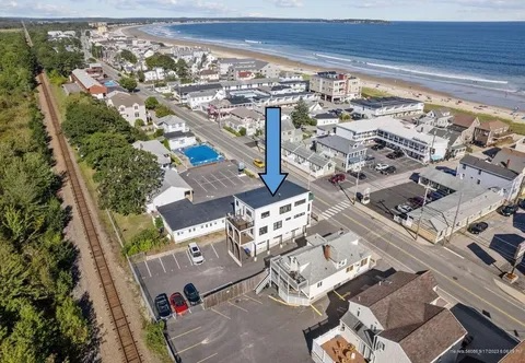 96 E Grand Ave-Unit -1 in Old Orchard Beach, ME - Building Photo