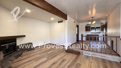 6078 Spruce St in Wrightwood, CA - Building Photo - Building Photo