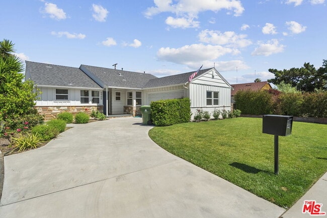 property at 5900 Alcove Ave