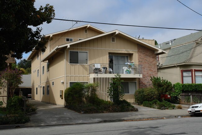 25 Lorton Ave in San Mateo, CA - Foto de edificio - Building Photo