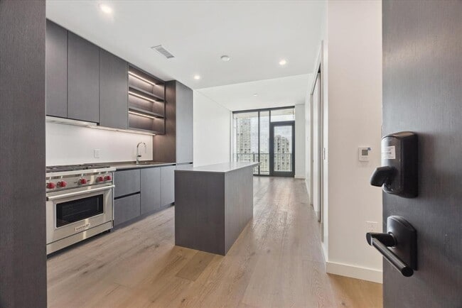 property at 610 Davis St