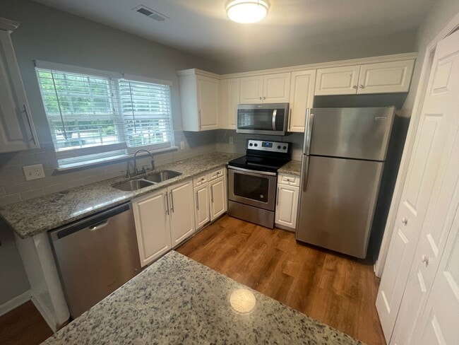 4918 Old Mears Rd in Wilmington, NC - Building Photo - Building Photo