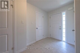 3948 Mia Ave. in London, ON - Building Photo - Building Photo