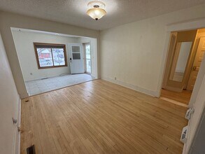 609 N 13th St in Bismarck, ND - Building Photo - Building Photo