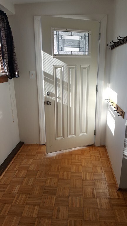 51 Dearborn St in Medford, MA - Building Photo - Building Photo