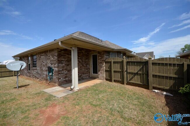 702 Willow Shoals Dr SW in Madison, AL - Building Photo - Building Photo