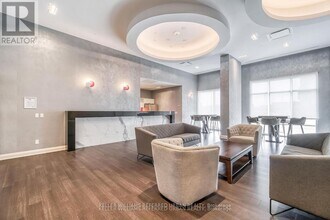 20 Meadowglen Pl in Toronto, ON - Building Photo - Building Photo