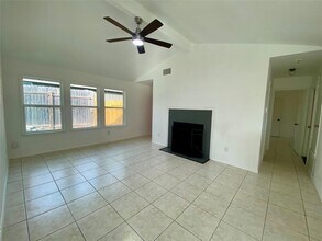 12318 Marogot Run in Austin, TX - Foto de edificio - Building Photo