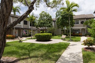 3815 NW 122nd Terrace in Sunrise, FL - Building Photo - Building Photo