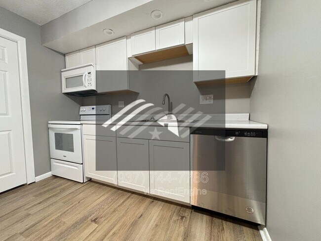 1173 Navaho Dr in Lebanon, OH - Building Photo - Building Photo