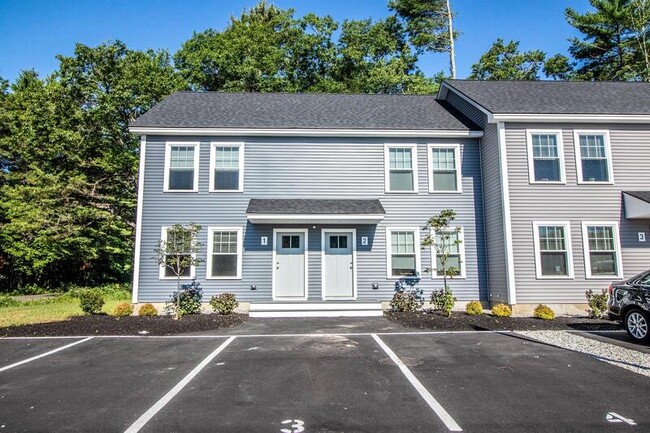 3 Heritage Ln in Kennebunk, ME - Building Photo - Building Photo