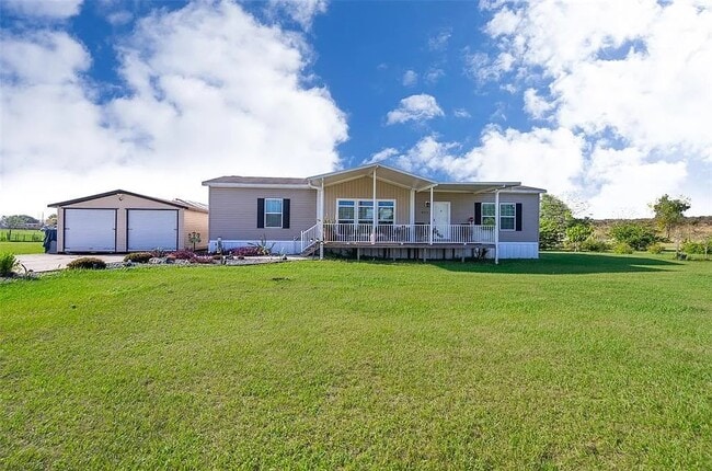 property at 401 Hatchineha Rd