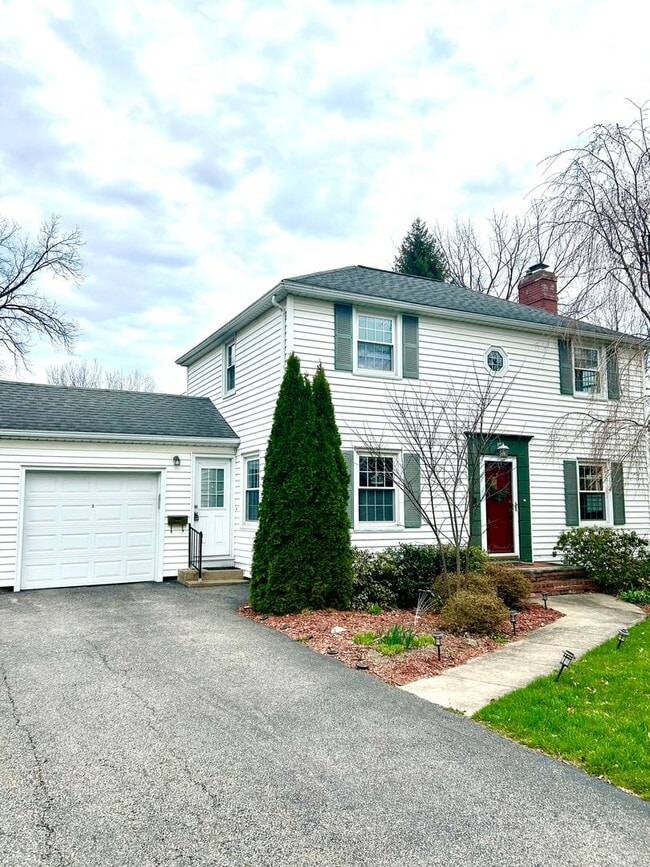 property at 28 Chelmsford Rd