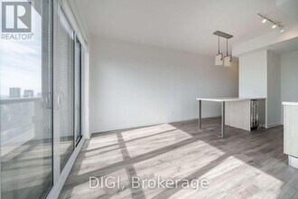 25 Selby St in Toronto, ON - Building Photo - Building Photo