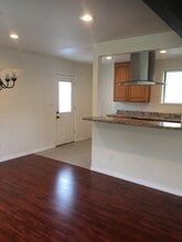 10053 Oso Ave in Los Angeles, CA - Building Photo - Building Photo