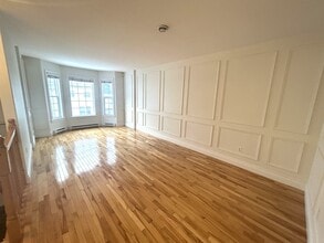 67 Springdale St in St John's, NL - Building Photo - Building Photo