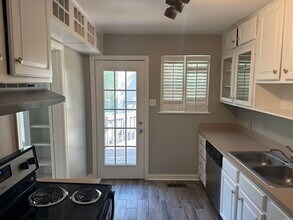 2809 N University Ave in Little Rock, AR - Building Photo - Building Photo