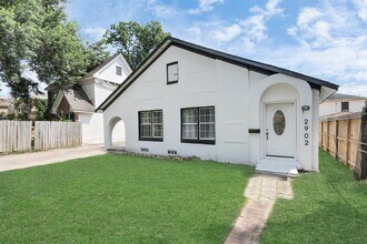 2902 Truxillo St in Houston, TX - Building Photo - Building Photo