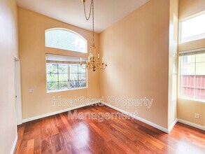 13758 Esprit Ave in San Diego, CA - Building Photo - Building Photo