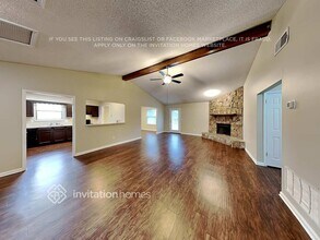 12281 Autumnbrook Trail E in Jacksonville, FL - Building Photo - Building Photo