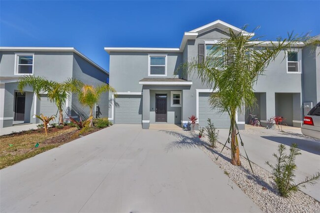 471 Mangrove Shade Cir in Apollo Beach, FL - Building Photo - Building Photo