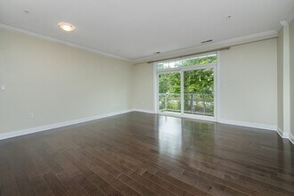 130 Tremont St in Melrose, MA - Foto de edificio - Building Photo