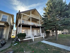 Chittenden  Ave 105 RRR in Columbus, OH - Foto de edificio - Building Photo