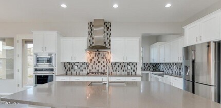4390 Noble Dr in Wickenburg, AZ - Building Photo - Building Photo