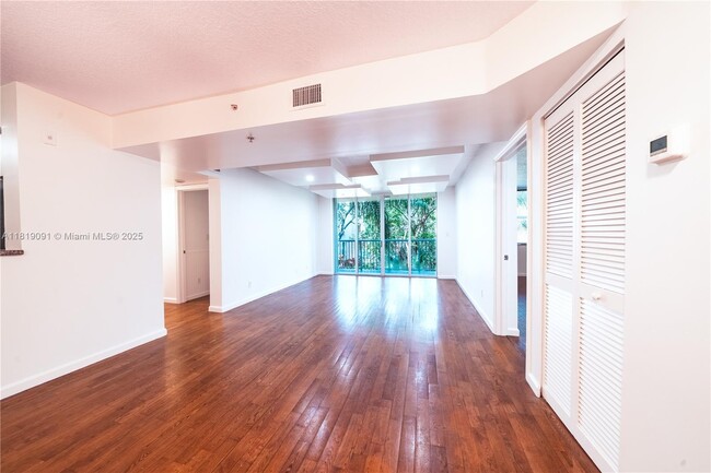 619 E Sheridan St in Dania Beach, FL - Building Photo - Building Photo