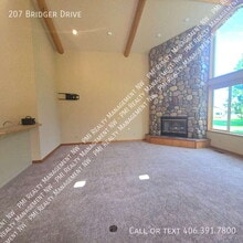 207 Bridger Dr in Bigfork, MT - Building Photo - Building Photo