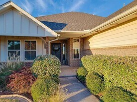 9901 NW 143rd St in Yukon, OK - Building Photo