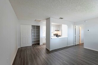 Topaz Retreat in Lakeland, FL - Building Photo - Building Photo