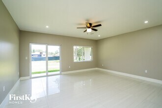 314 Hamilton Ave in Lehigh Acres, FL - Building Photo - Building Photo