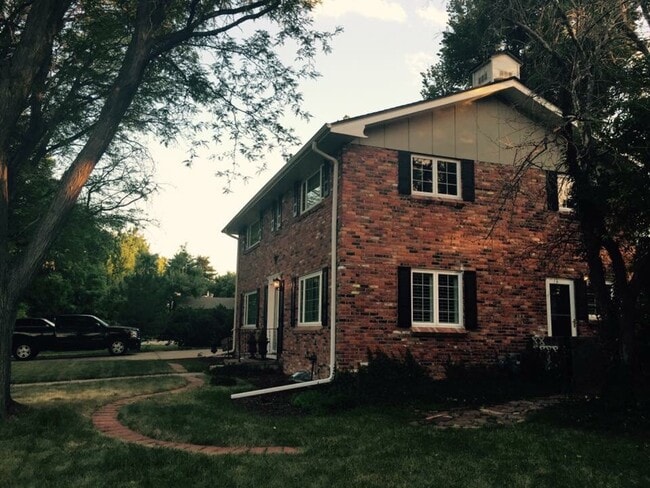 583 Nile St in Aurora, CO - Building Photo - Building Photo