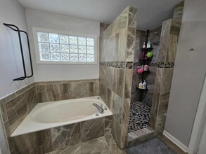 1211 Fern Hollow Dr in Woodstock, GA - Building Photo - Building Photo