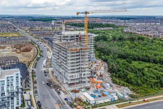 Mont Vert Condos in Brampton, ON - Building Photo - Building Photo