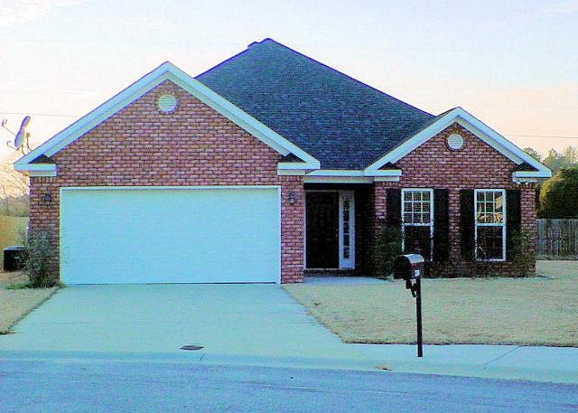 220 Ansley Way in Harlem, GA - Building Photo