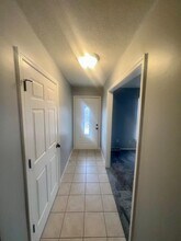 5709 NW High Dr in Kansas City, MO - Building Photo - Building Photo