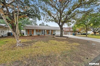 5718 Charlie Chan Dr in San Antonio, TX - Foto de edificio - Building Photo