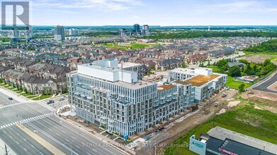 1005 Dundas St E in Oakville, ON - Building Photo - Building Photo