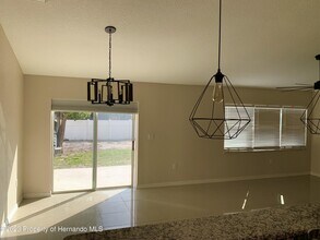 10405 Lafoy Rd in Spring Hill, FL - Building Photo - Building Photo