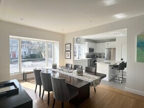 168 Elmgrove Ave, Unit # 1 in Providence, RI - Building Photo - Building Photo