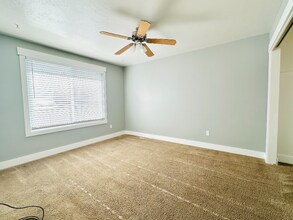 3105 W 8525 S, Unit Main in West Jordan, UT - Building Photo - Building Photo