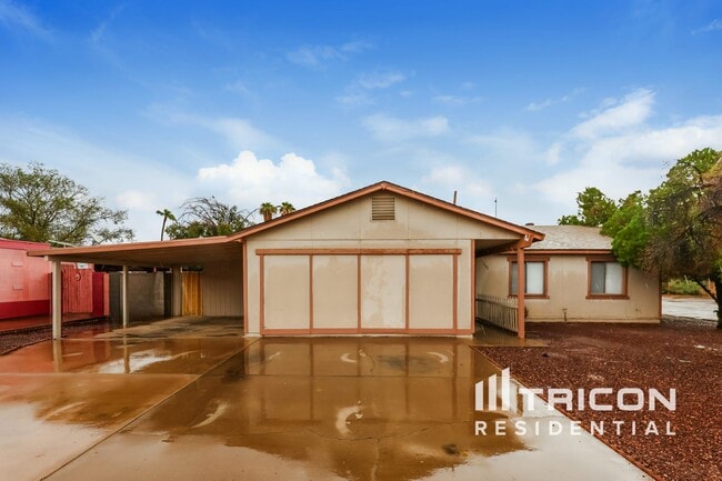 property at 13601 N 41st St