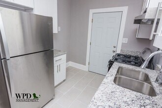 1311 W 82nd St in Chicago, IL - Building Photo - Building Photo