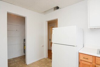 2524 N Kedzie Blvd in Chicago, IL - Building Photo - Building Photo