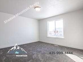 358 S 1540 E in Hyrum, UT - Building Photo - Building Photo